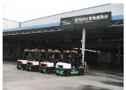 廣州白云機(jī)場(chǎng)采購(gòu)杭州叉車案例